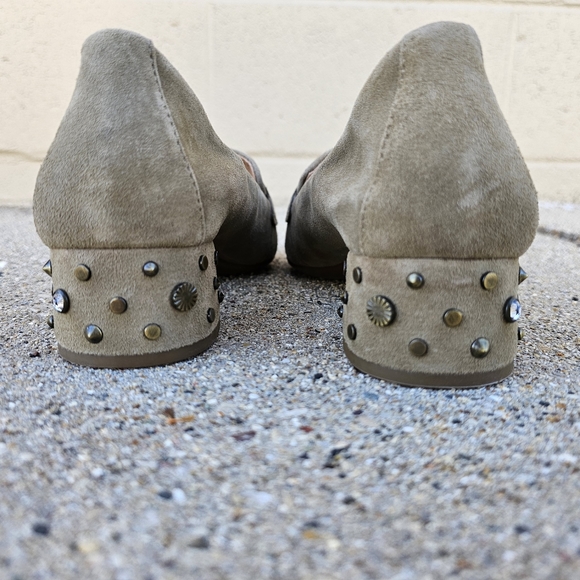 UGG Elise Studded Suede Shoe 7.5 - Picture 5 of 6